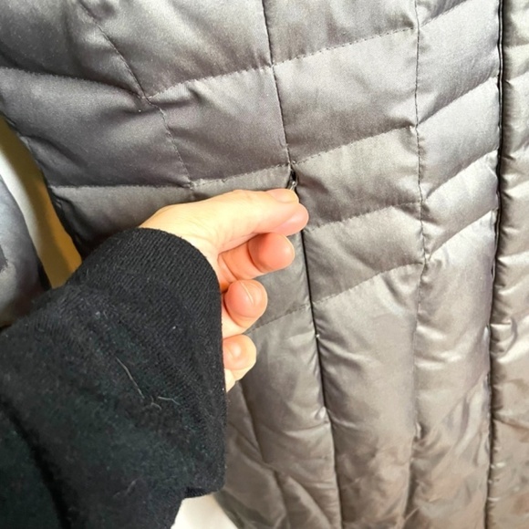 Dark Gray Feather Down Puffer Jacket 🤍 - Picture 8 of 16